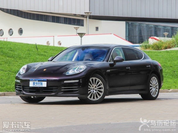 r2014Panamera